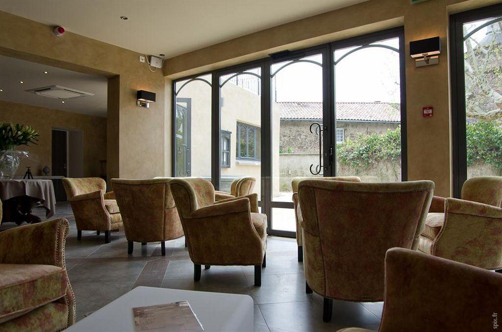 Charme & Business Hotel Lyon ลิมงเนต์ ภายนอก รูปภาพ