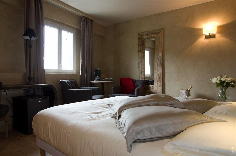 Charme & Business Hotel Lyon ลิมงเนต์ ภายนอก รูปภาพ