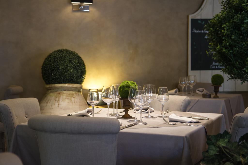 Charme & Business Hotel Lyon ลิมงเนต์ ภายนอก รูปภาพ