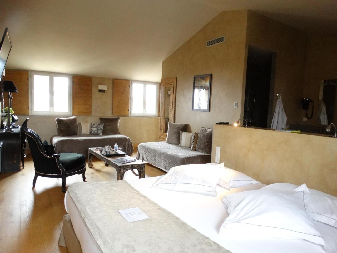 Charme & Business Hotel Lyon ลิมงเนต์ ภายนอก รูปภาพ